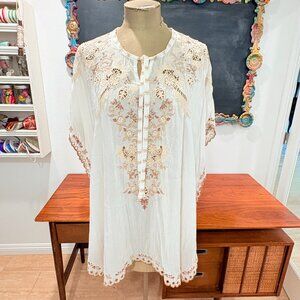 Johnny Was White Embroidered Coverup Tunic Dress Size Small, Fits like One Size